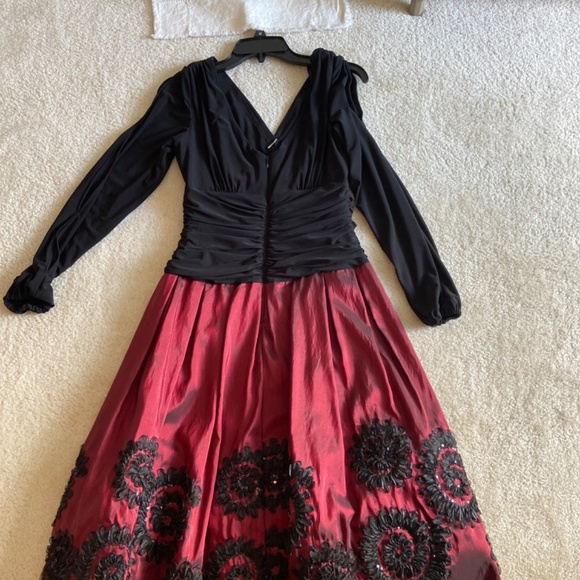 Cocktail dress - Picture 2 of 2